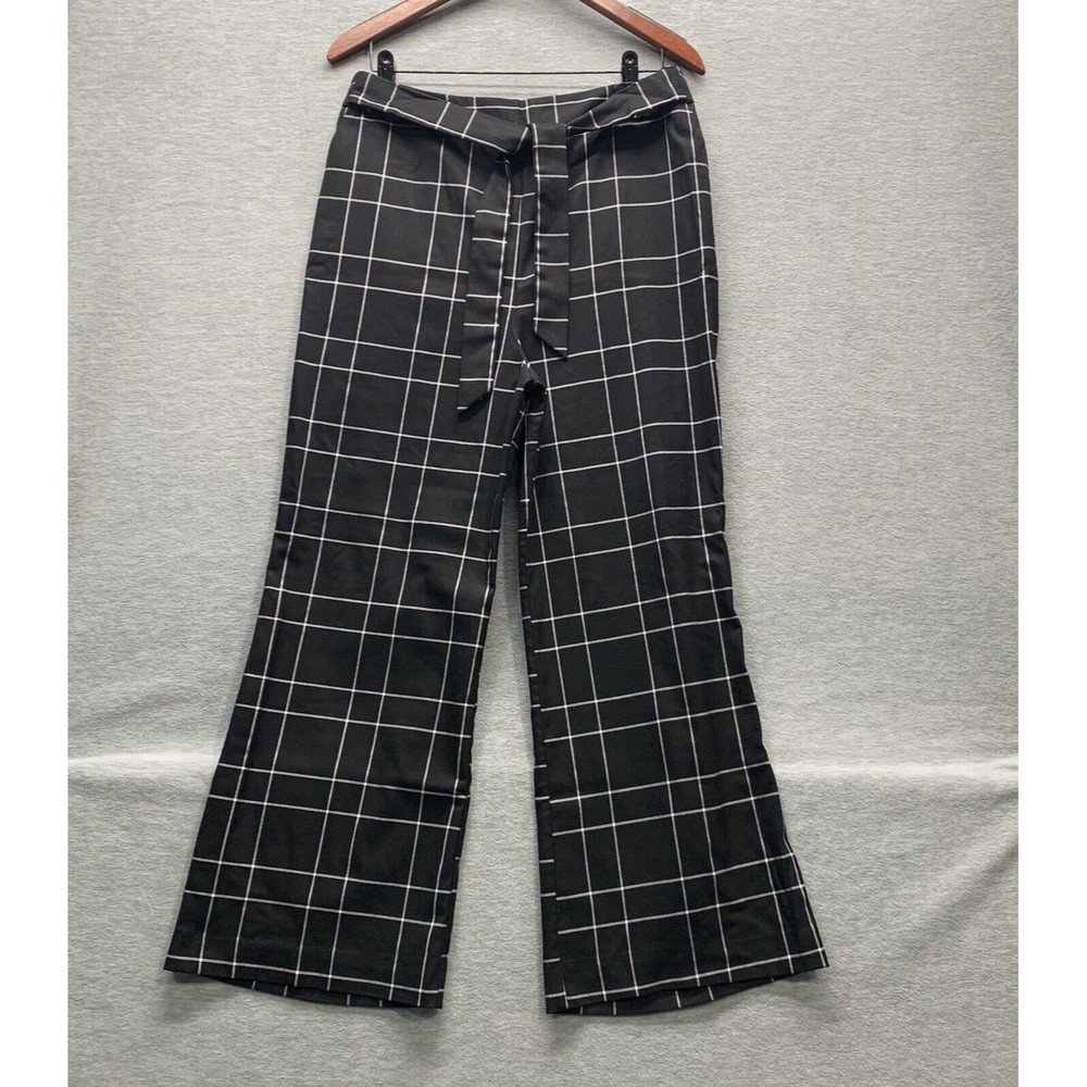 WORTHINGTON WOMEN'S BLACK PLAID W/ WHITE PANTS W/ TIE BELT SIZE LARGE